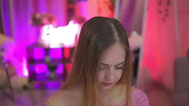 ElyssawetXX online show from March 2026 07:18:01 PM