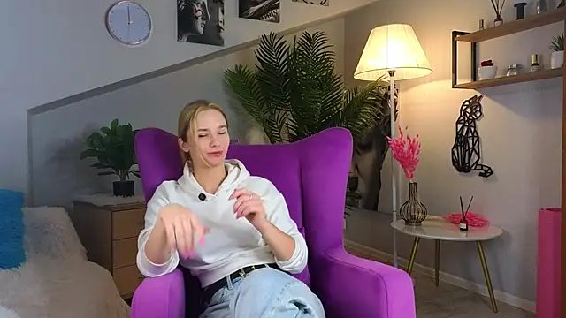 Snapshot of DellSouers chatting on November 2025 01:15:02 PM DellSouers online show from November 2025 01:15:02 PM