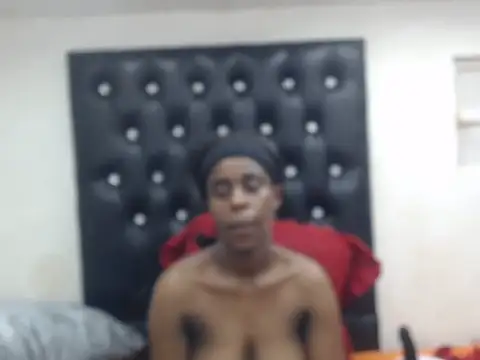 AMOURxxx online show from January 2026 07:52:02 PM