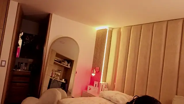 Iamnyxy online show from March 2026 11:03:02 AM