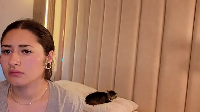 Iamnyxy online show from March 2026 10:48:02 AM