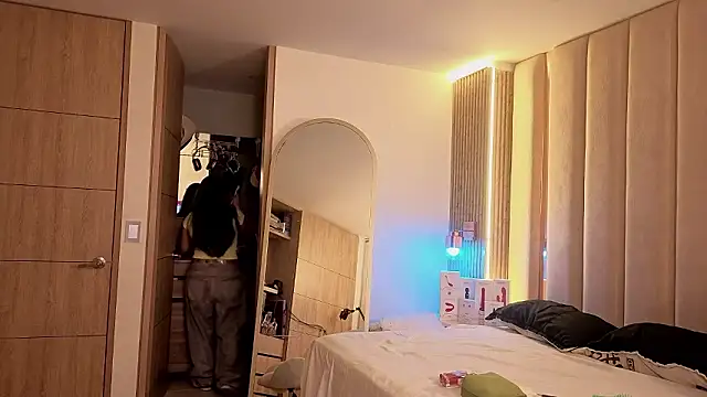 Iamnyxy online show from February 2026 11:58:01 PM