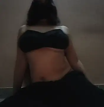 Yamini-X online show from November 2025 06:56:01 PM