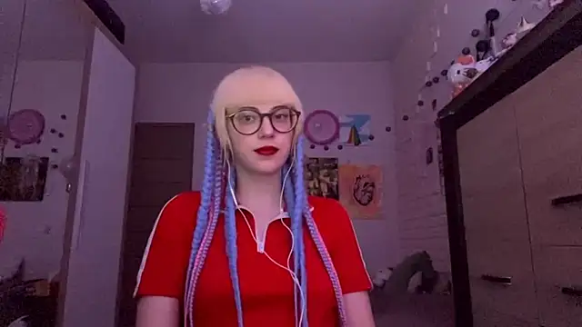 Snapshot of EffacedScan chatting on November 2025 02:28:02 PM EffacedScan online show from November 2025 02:28:02 PM