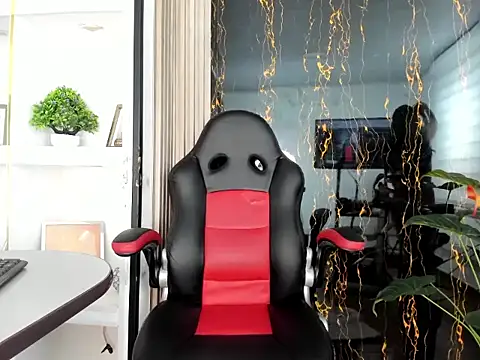 Lucy Vegas online show from March 2026 01:08:02 PM