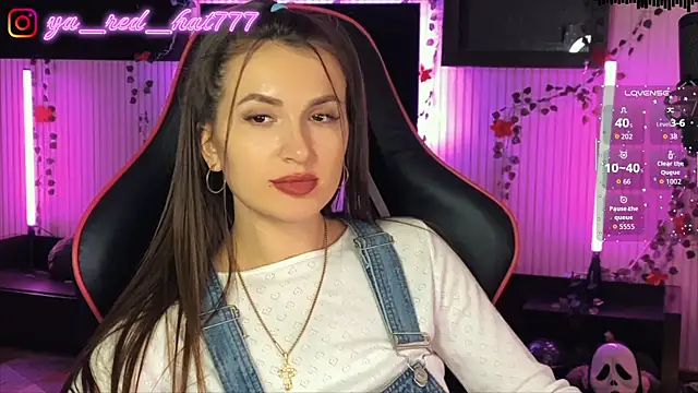 -RED HAT- online show from April 2026 06:00:01 PM