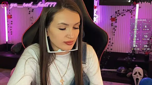 -RED HAT- online show from April 2026 05:33:01 AM