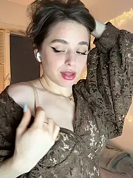 Snapshot of yoyogirlx chatting on February 2026 01:24:02 PM yoyogirlx online show from February 2026 01:24:02 PM