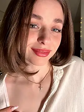 yoyogirlx online show from January 2026 01:29:02 PM