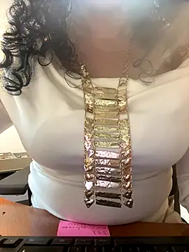 Snapshot of Deessenympho chatting on December 2025 02:01:02 PM Deessenympho online show from December 2025 02:01:02 PM