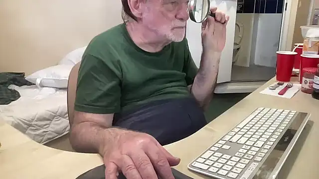 coach-karl online show from April 2026 12:01:01 PM