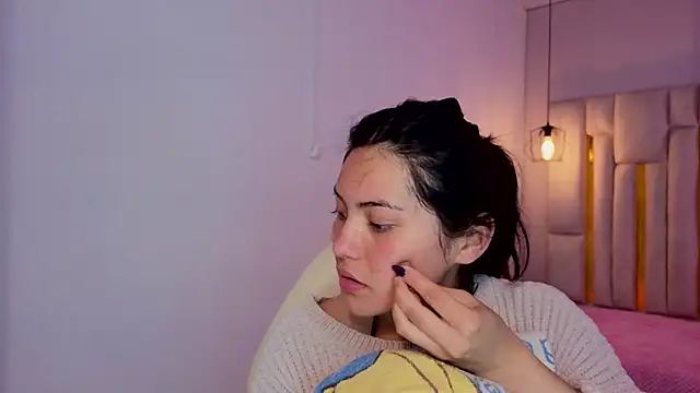 Brandy collinss online show from April 2026 11:38:01 AM