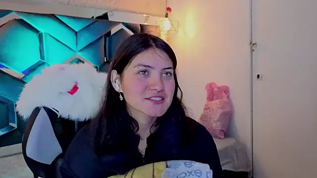 Brandy collinss online show from March 2026 12:11:01 PM