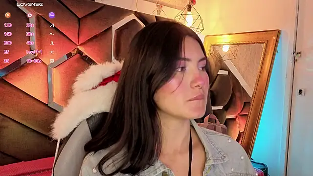 Brandy collinss online show from April 2026 11:28:02 AM