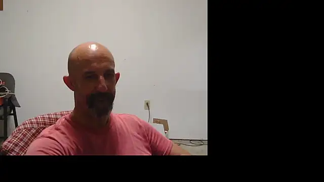 Snapshot of VendedLunching chatting on June 2026 07:42:01 AM VendedLunching online show from June 2026 07:42:01 AM