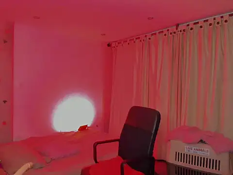 LaGoldenBitch online show from June 2026 12:49:01 AM