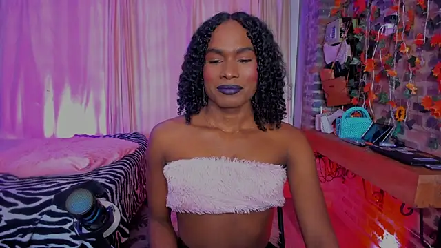 LaGoldenBitch online show from March 2026 06:41:01 PM