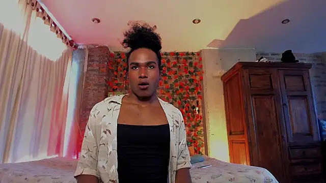 LaGoldenBitch online show from January 2026 02:02:01 PM