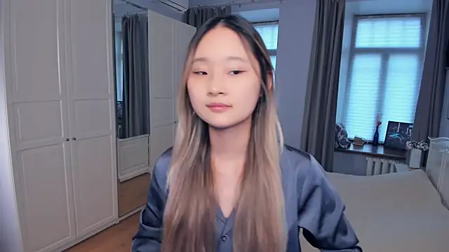 Snapshot of JadaShires chatting on November 2025 10:19:02 AM JadaShires online show from November 2025 10:19:02 AM