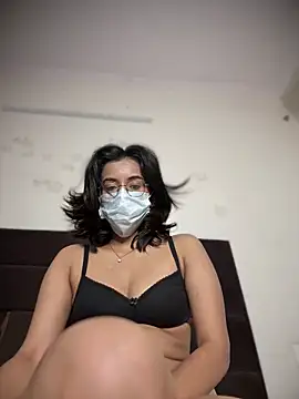 Snapshot of Hotrupali_19 chatting on February 2026 03:56:02 PM Hotrupali 19 online show from February 2026 03:56:02 PM