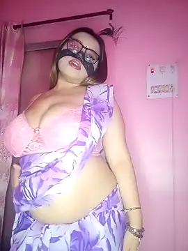 Bunnybush37 online show from February 2026 03:01:02 PM