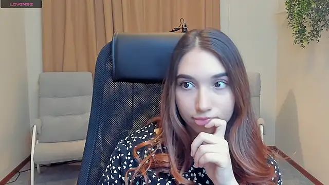 GlendaKindl online show from November 2025 02:44:01 PM