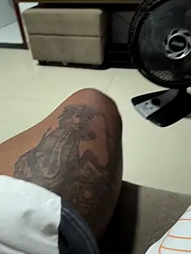 Zepouvinho online show from March 2026 01:41:02 AM