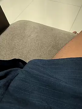 Zepouvinho online show from April 2026 11:39:02 PM