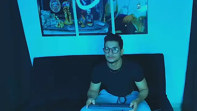 Snapshot of Nolan_joness chatting on November 2025 01:23:02 PM Nolan joness online show from November 2025 01:23:02 PM