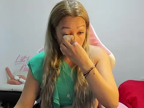 chrystal sl852 online show from December 2025 12:28:02 AM