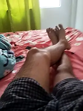 Chris    Col online show from November 2025 04:28:01 PM