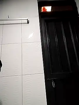 Chris    Col online show from December 2025 11:56:01 AM