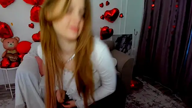 GoldenMirage online show from February 2026 04:31:02 AM