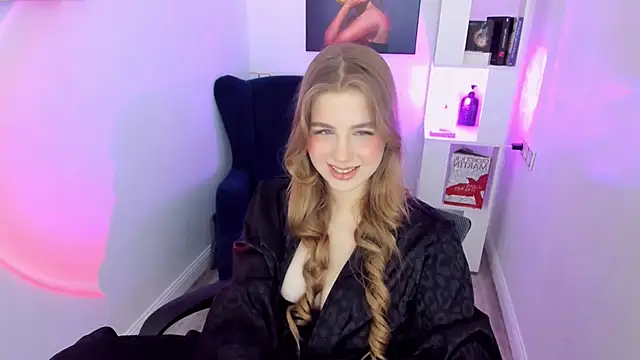 GoldenMirage online show from November 2025 05:29:02 AM