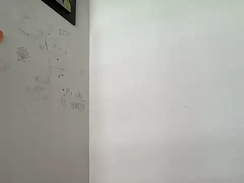 Dreana online show from February 2026 04:25:01 PM