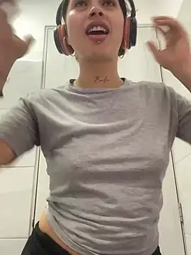 Dreana online show from January 2026 02:53:01 PM