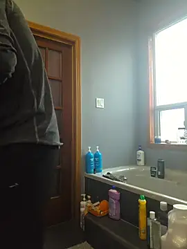 piggylatino online show from April 2026 10:32:01 PM