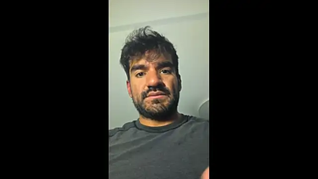 piggylatino online show from April 2026 04:19:01 AM
