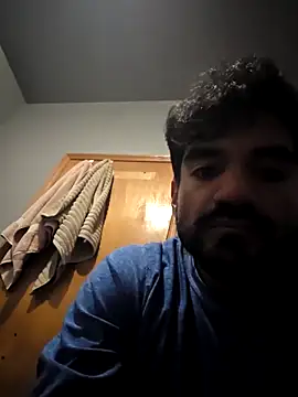 piggylatino online show from February 2026 11:35:01 PM