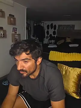 piggylatino online show from March 2026 10:21:01 PM