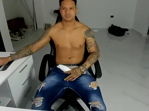 master leather online show from April 2026 02:24:01 AM