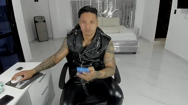 master leather online show from April 2026 05:05:02 AM