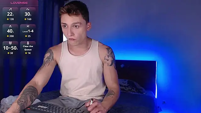 ArthurPhoenixx online show from December 2025 10:15:02 PM