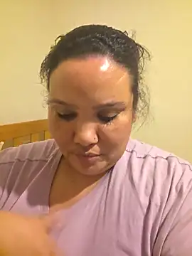 Curvy-Nthabi X online show from November 2025 07:41:02 PM