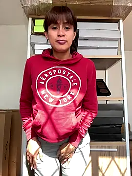 valeria absurdah online show from November 2025 07:25:01 PM