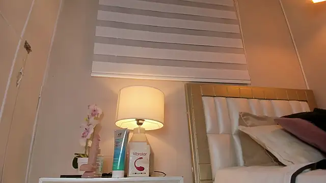 electra a online show from April 2026 06:32:02 PM