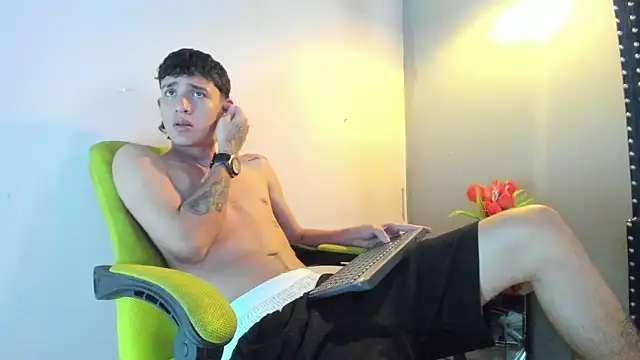 Xanderr owen2 online show from January 2026 07:31:02 PM