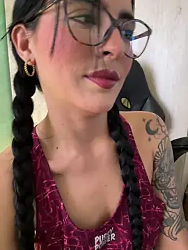 Cristal Cerati  online show from December 2025 04:46:02 PM