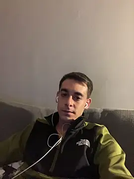 Snapshot of 18k_boss chatting on November 2025 09:08:01 PM 18k boss online show from November 2025 09:08:01 PM