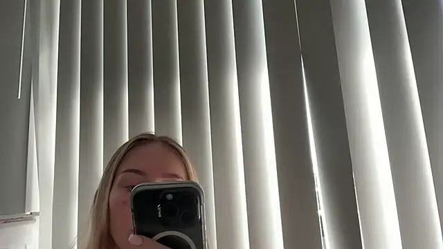 GigiLinks online show from November 2025 11:20:01 PM